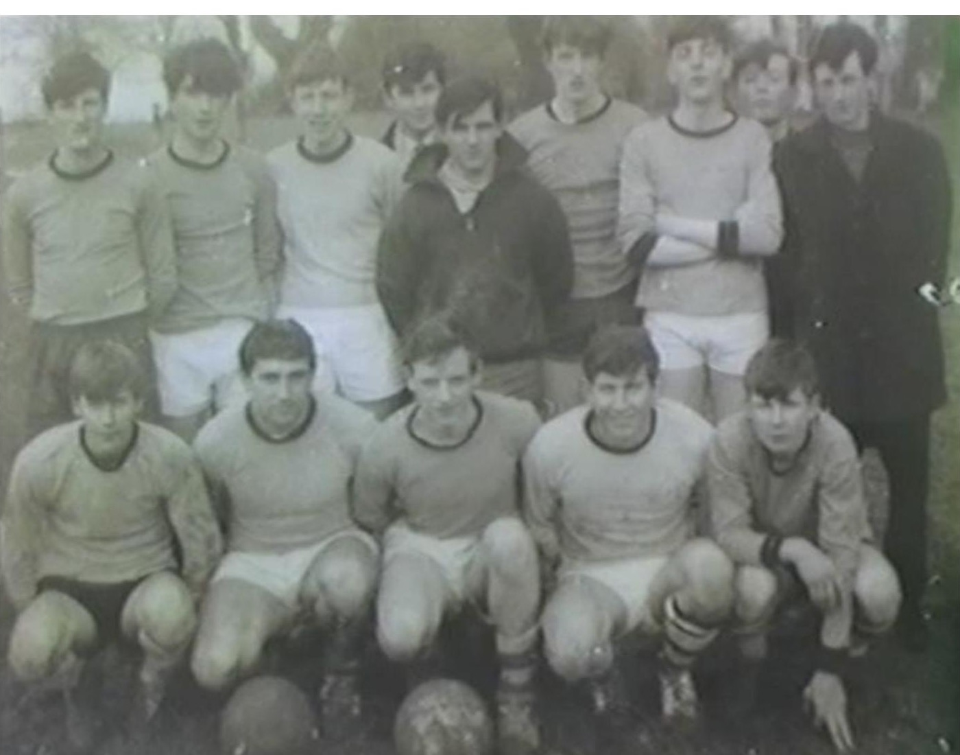 Killarney Athletic players posed together during the club’s early years